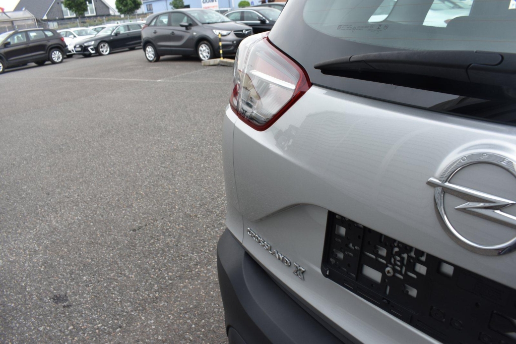 Opel Crossland X 2019 photo 15