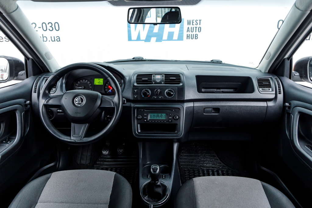 Skoda Fabia 2014 photo 11