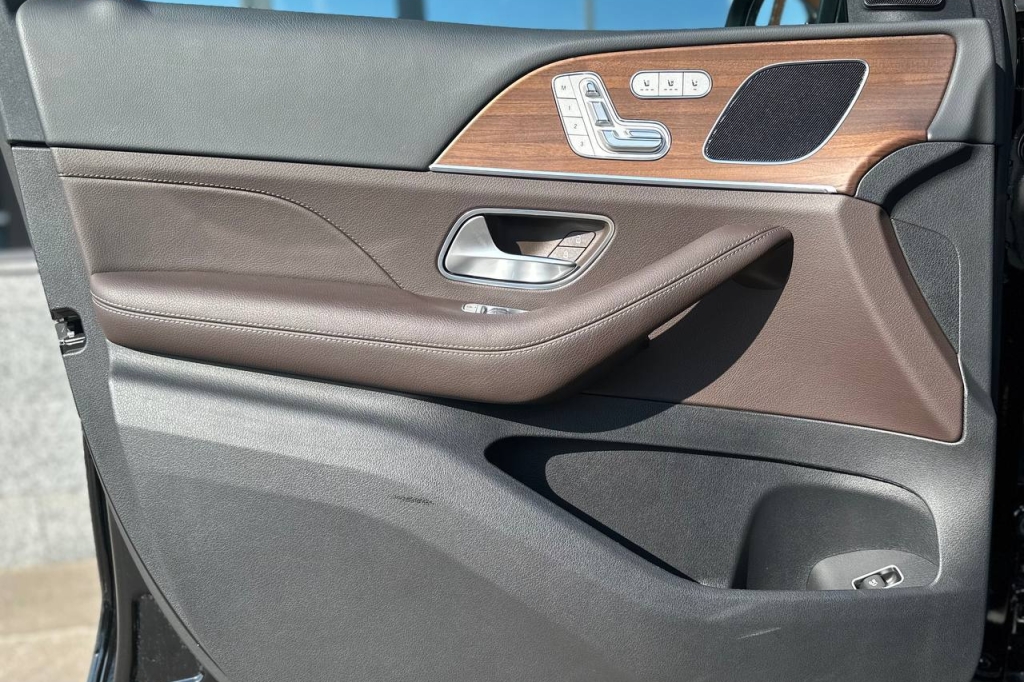 Mercedes-Benz GLS 400 4Matic AMG Package 2022 photo 8