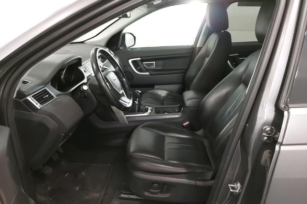 Land Rover Discovery Sport 2017 фото 4