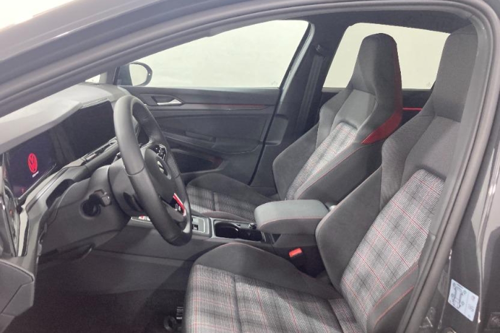 Volkswagen Golf GTI 2020 photo 8