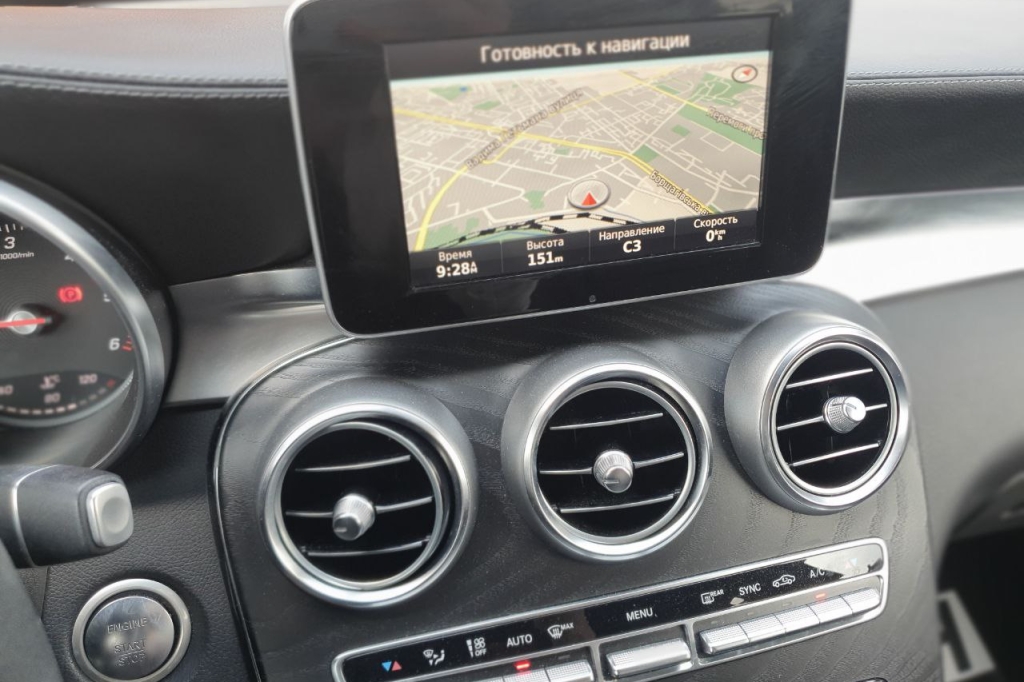 Mercedes-Benz GLC 250 2017 photo 18