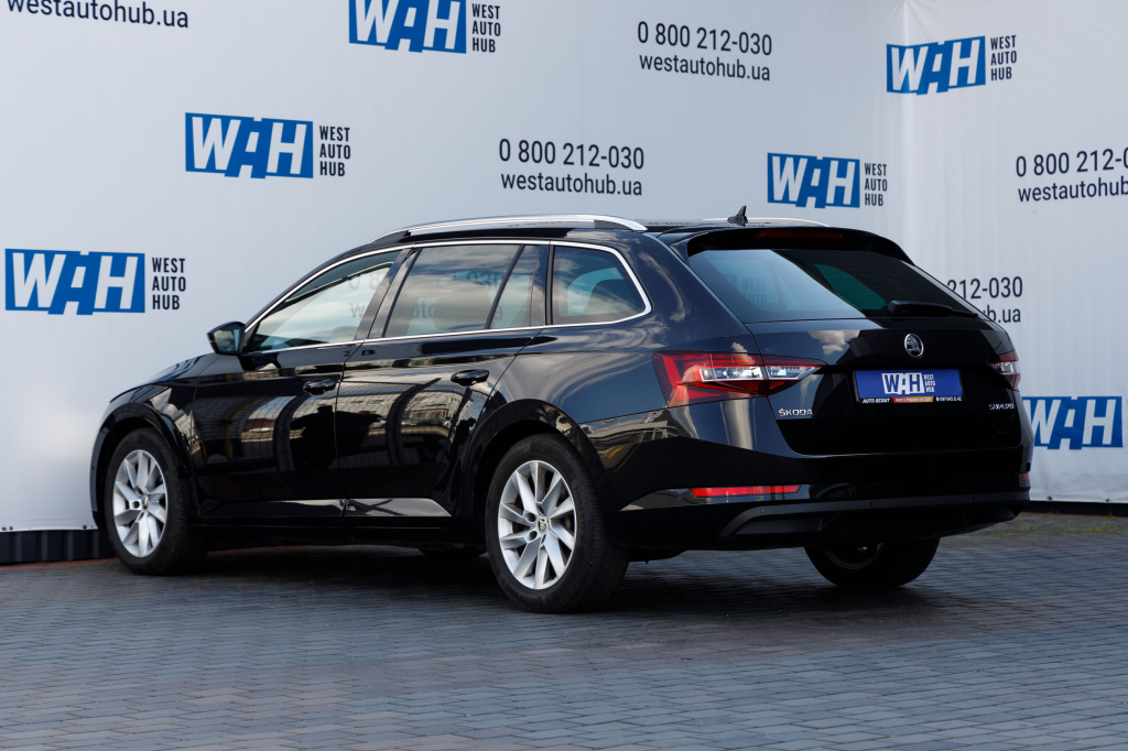 Skoda Superb 2017 фото 5