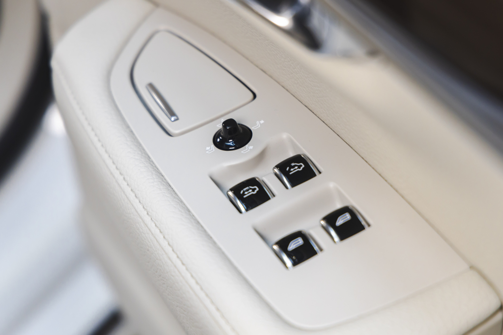 Volvo S90 2018 фото 33