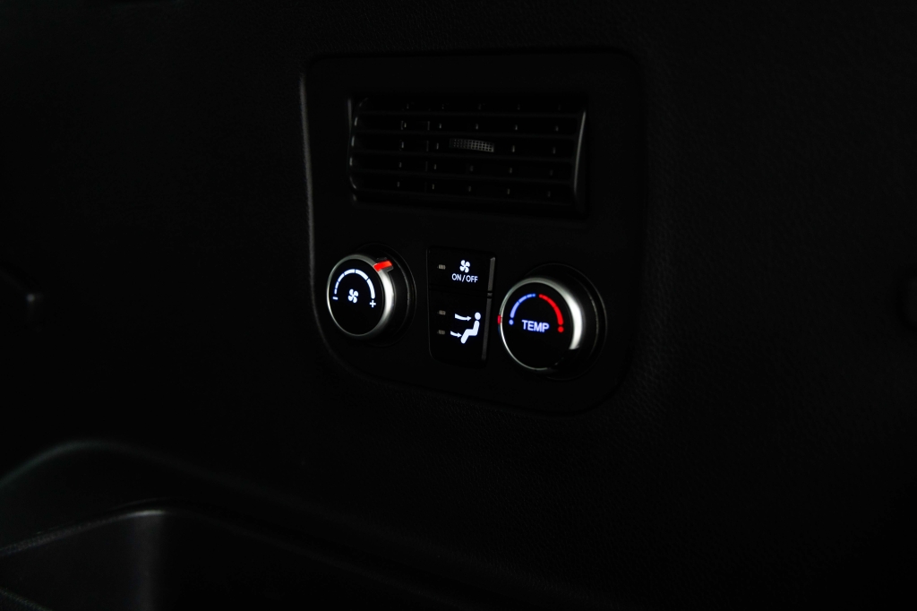 Hyundai Grand Santa Fe CRDI 4WD 2013 photo 34