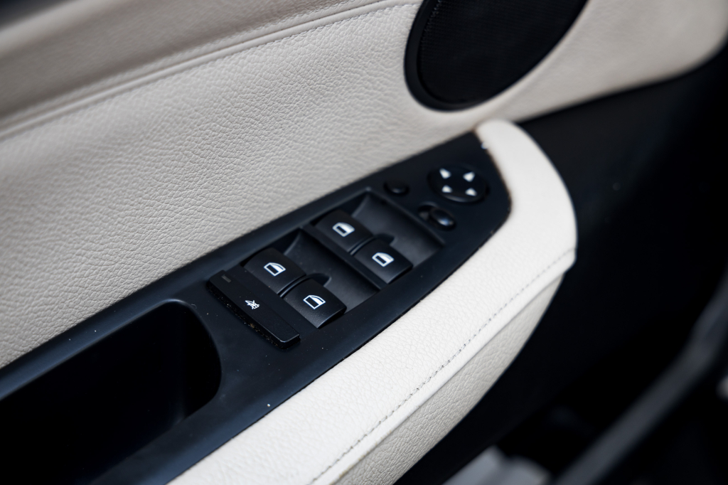 BMW X5 2012 photo 10