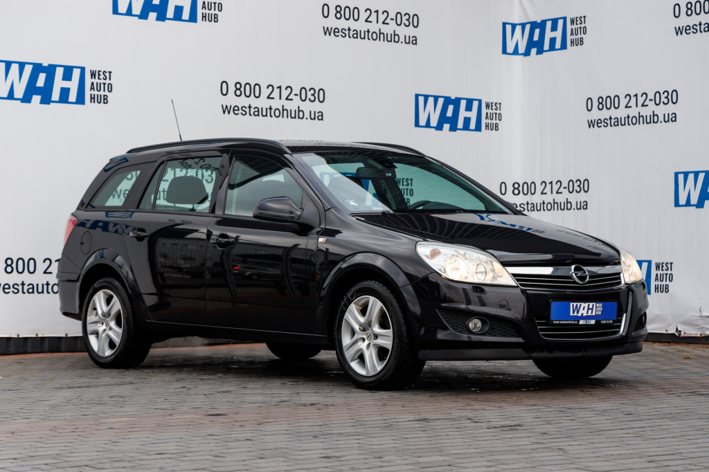 Opel Astra H 2010 фото 3