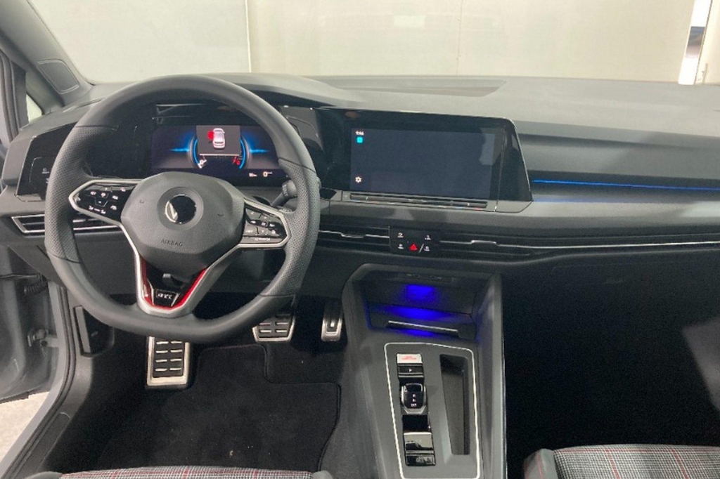 Volkswagen Golf GTI 2021 photo 9