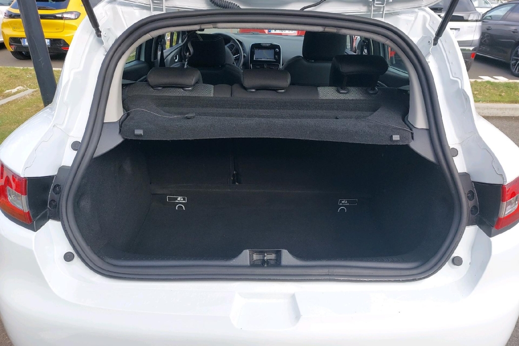 Renault Clio 2017 photo 2