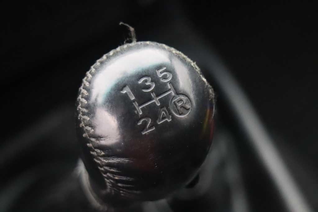 Toyota Hilux 2015 фото 55