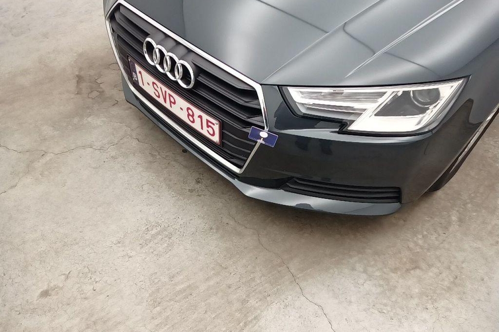 Audi A4 Avant 2017 фото 9