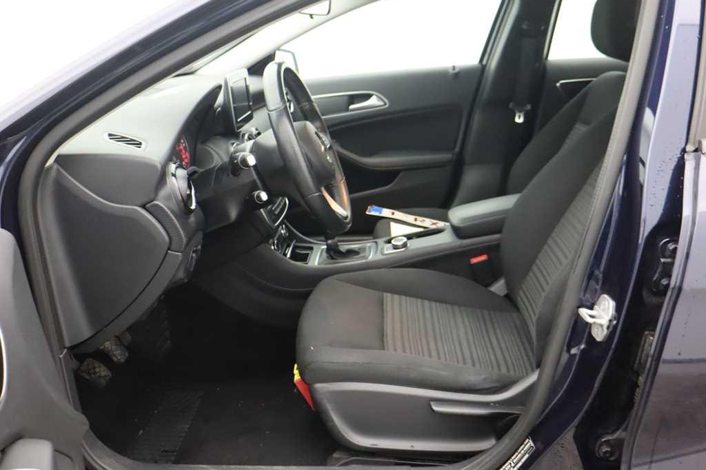 Mercedes-Benz A-Klasse 2017 photo 4