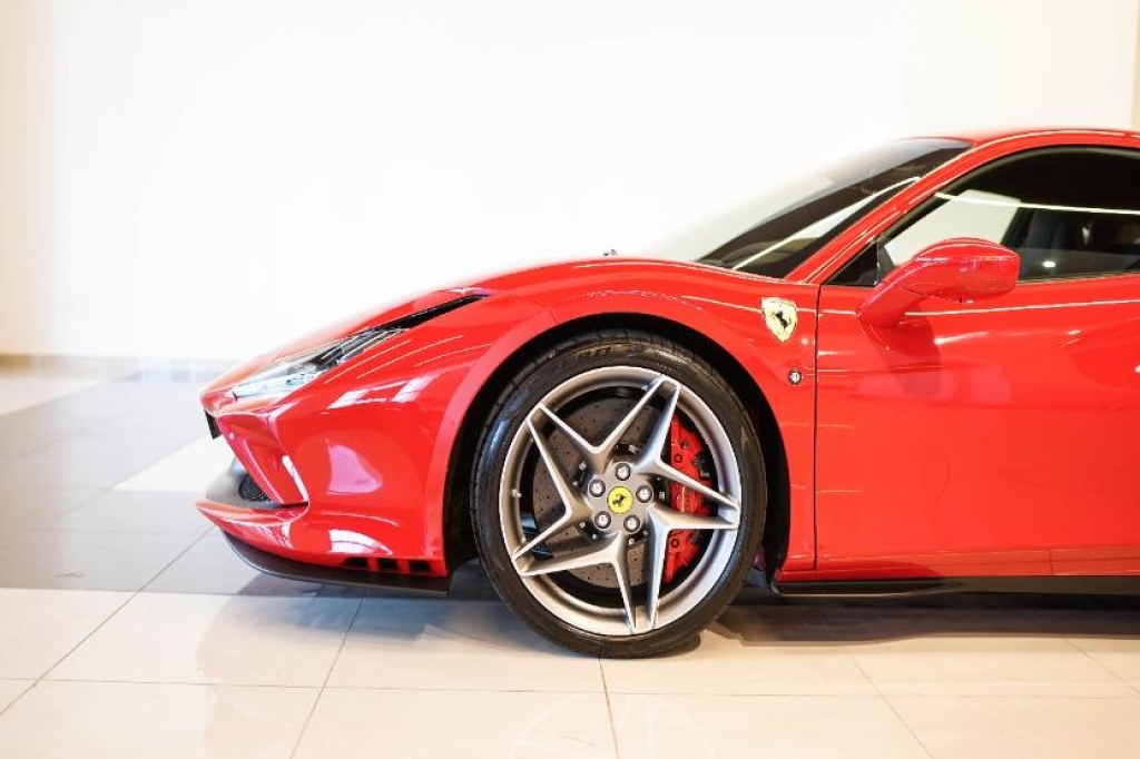 Ferrari F8 2021 фото 9