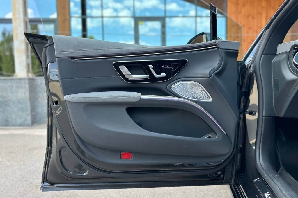 Mercedes-Benz EQS 580 2021 photo 9