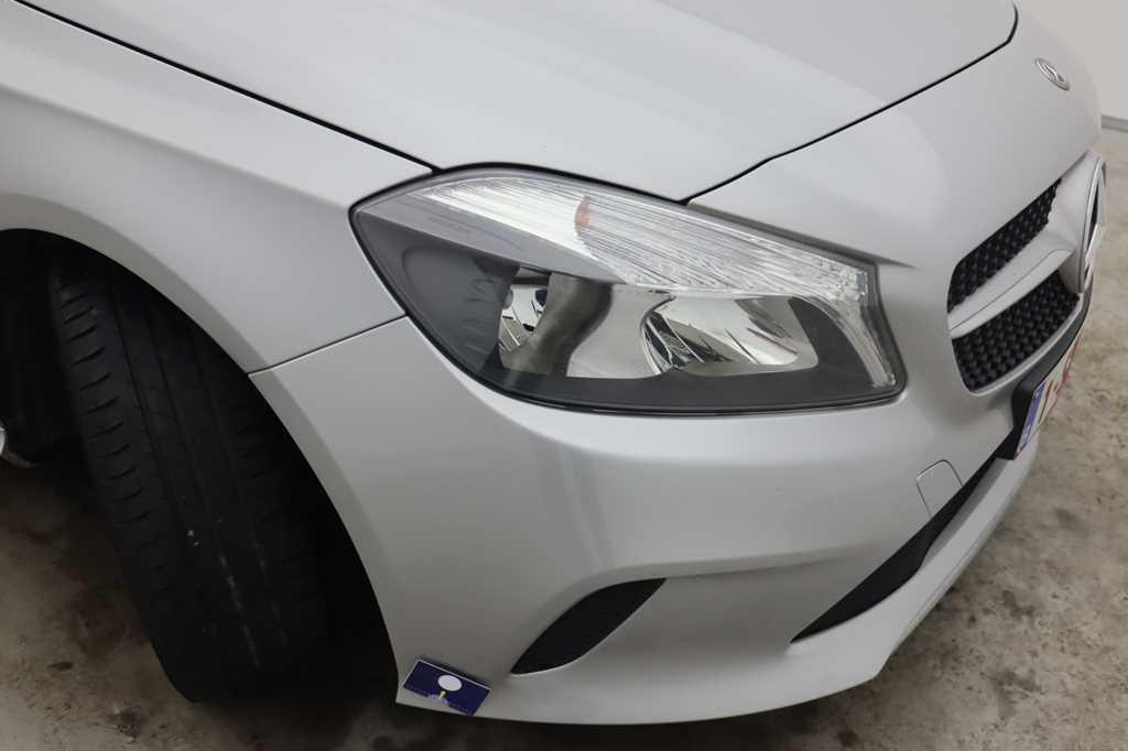 Mercedes-Benz A-Klasse 2017 photo 11