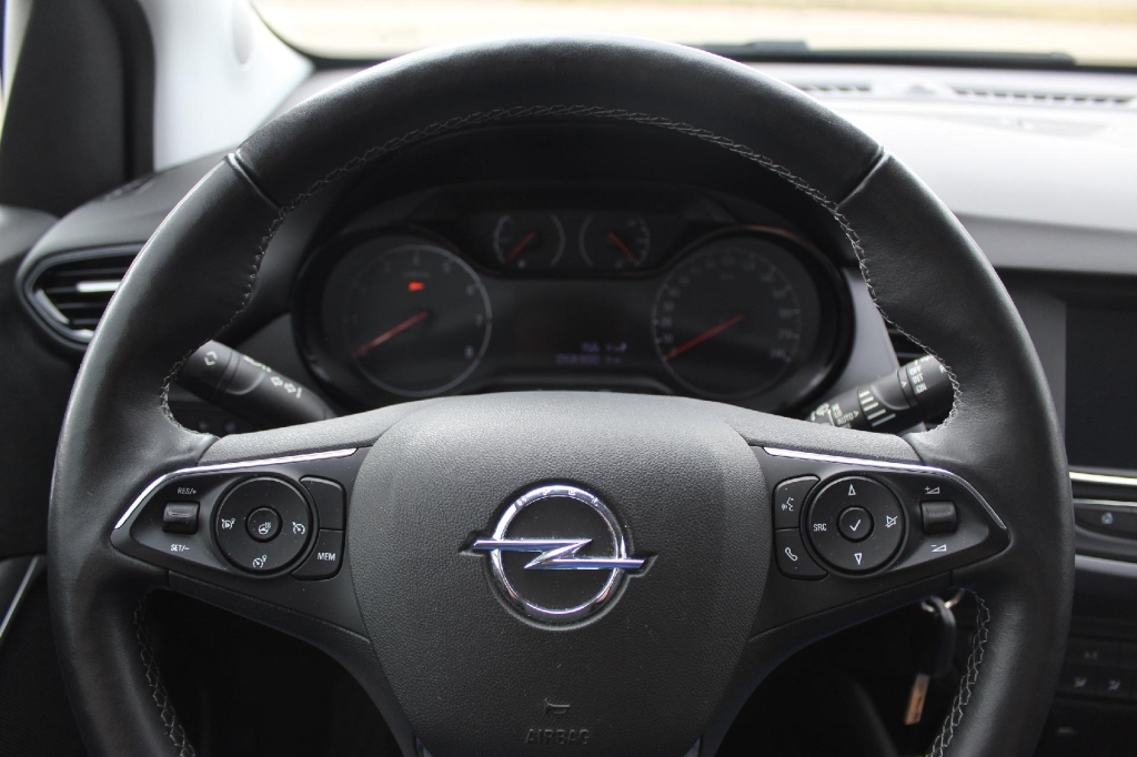 Opel Crossland X 2019 photo 2