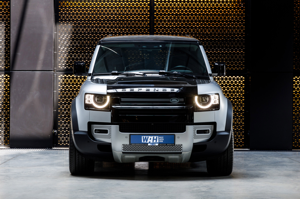 Land Rover Defender First Edition D240 2020 photo 1