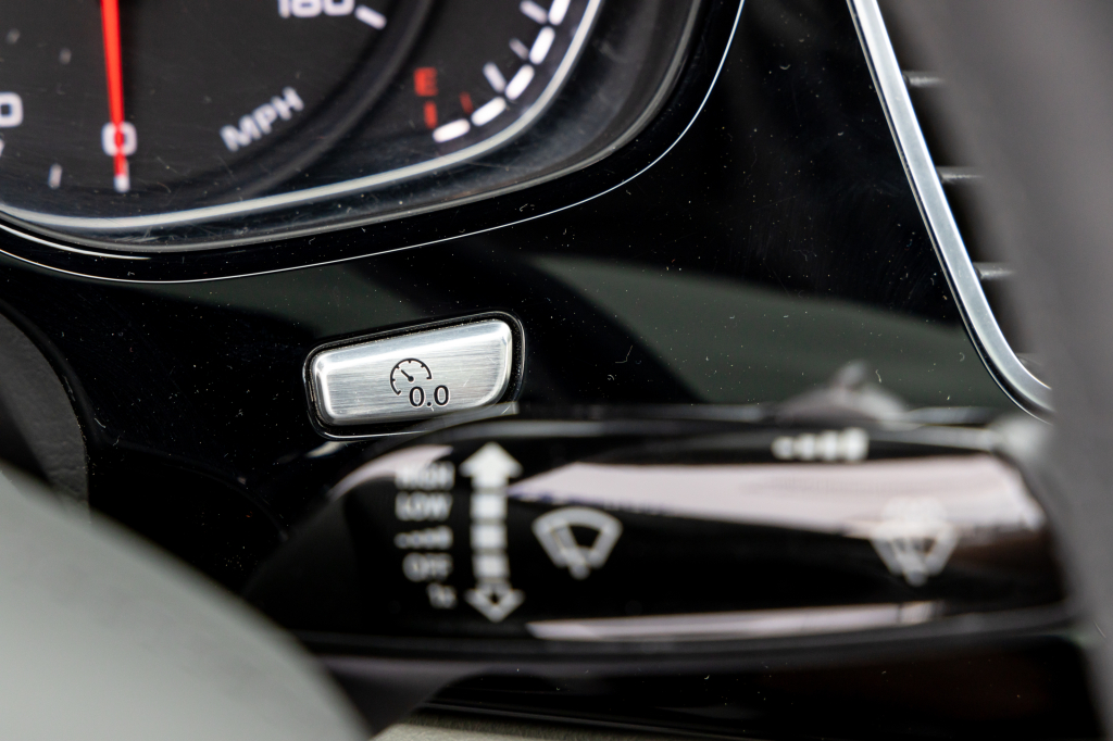 Audi A8 2014 photo 2