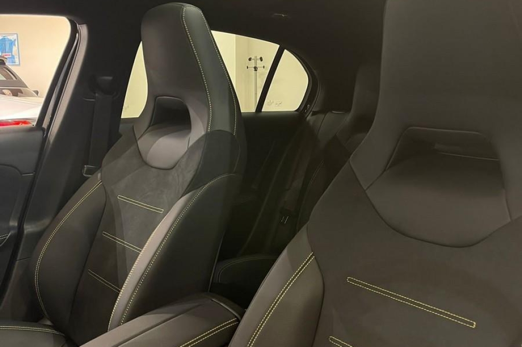 Mercedes-AMG A-Klasse 2021 photo 7