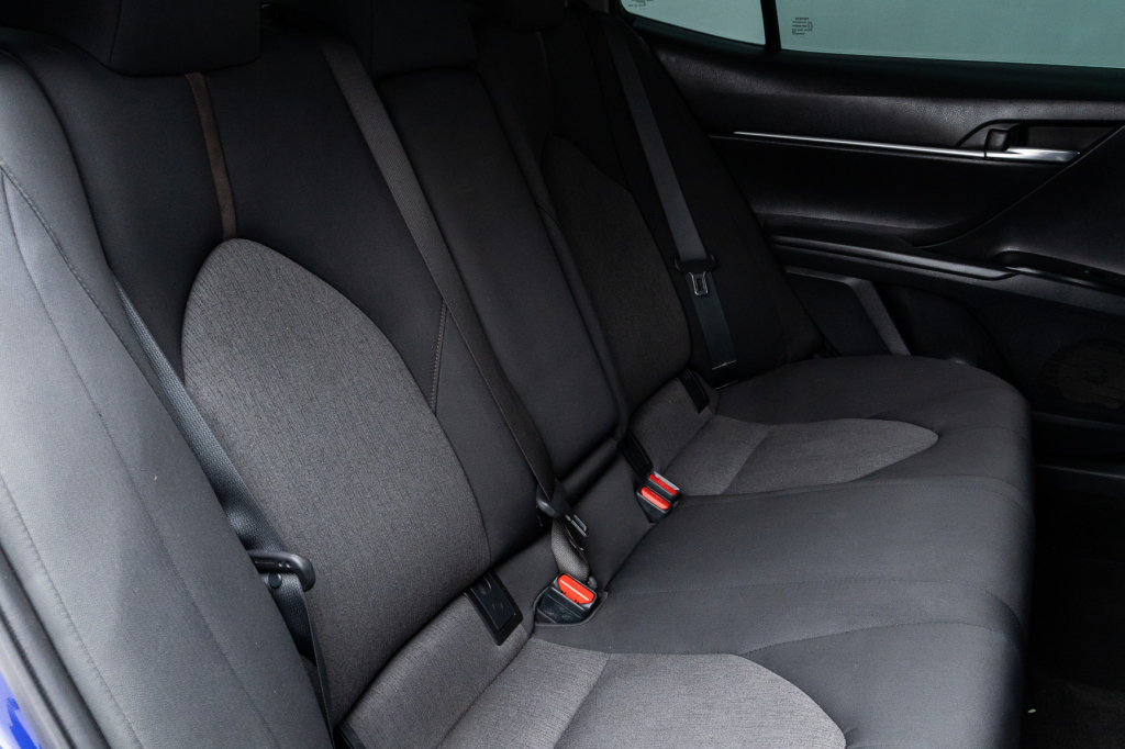 Toyota Camry LE 2017 photo 12