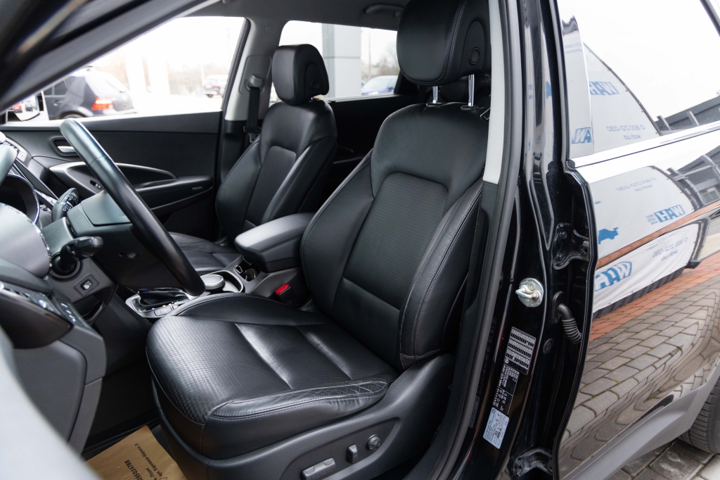 Hyundai Grand Santa Fe CRDI 4WD 2013 photo 16