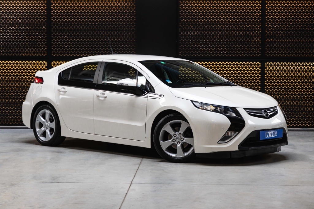 Opel Ampera 2011 фото 6