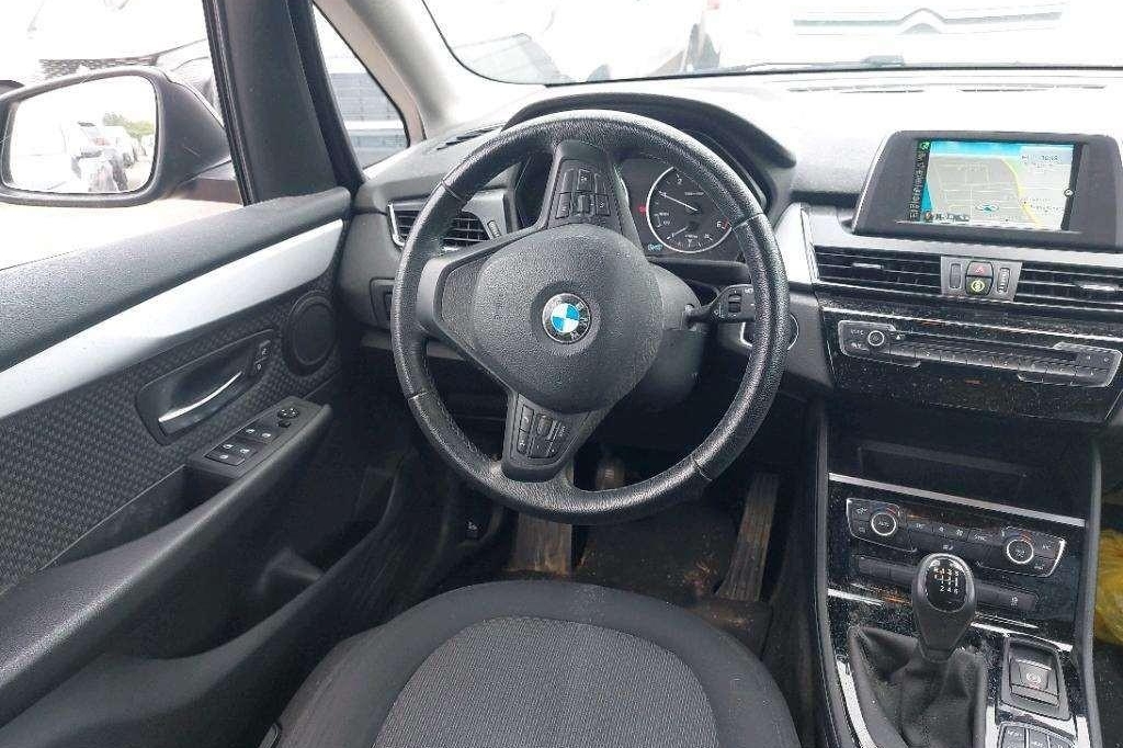BMW 2er Active Tourer 2017 фото 2