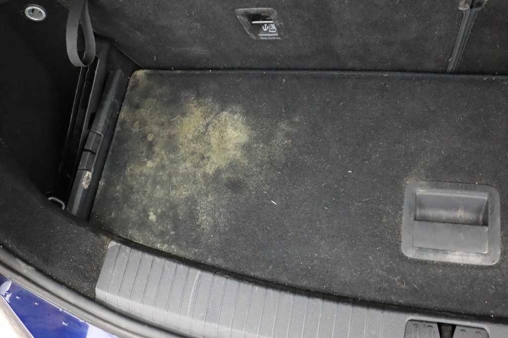 Volkswagen Touran 2015 фото 44