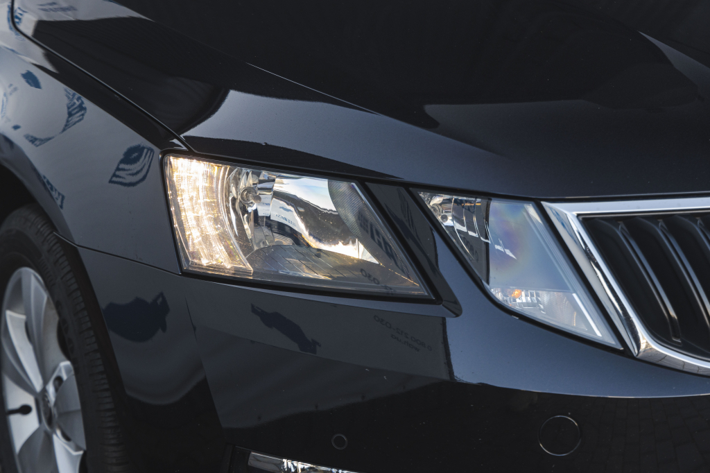 Skoda Octavia 2018 фото 3