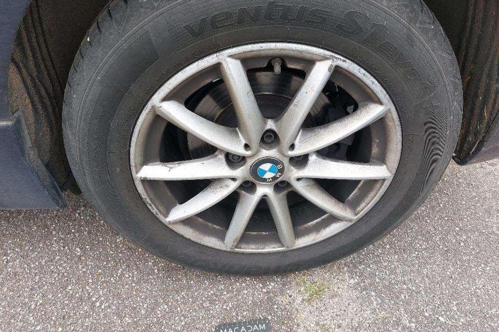 BMW 2er Active Tourer 2017 фото 30