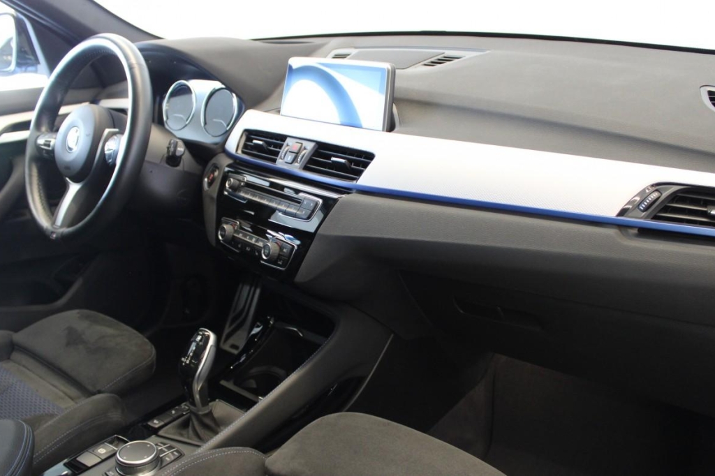 BMW X1 2019 фото 8