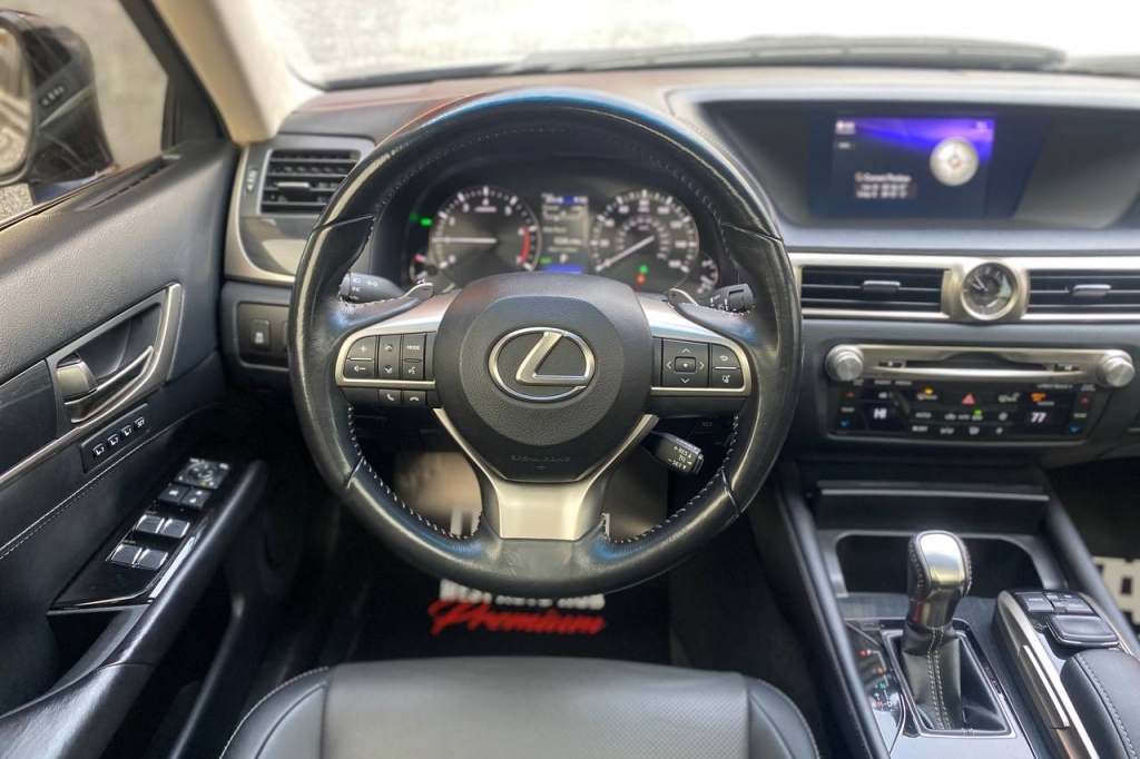 Lexus GS 200t 2016 фото 17