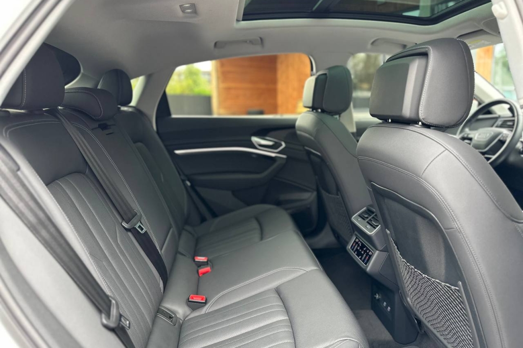 Audi e-tron Sportback 55 95kWh 2021 photo 19