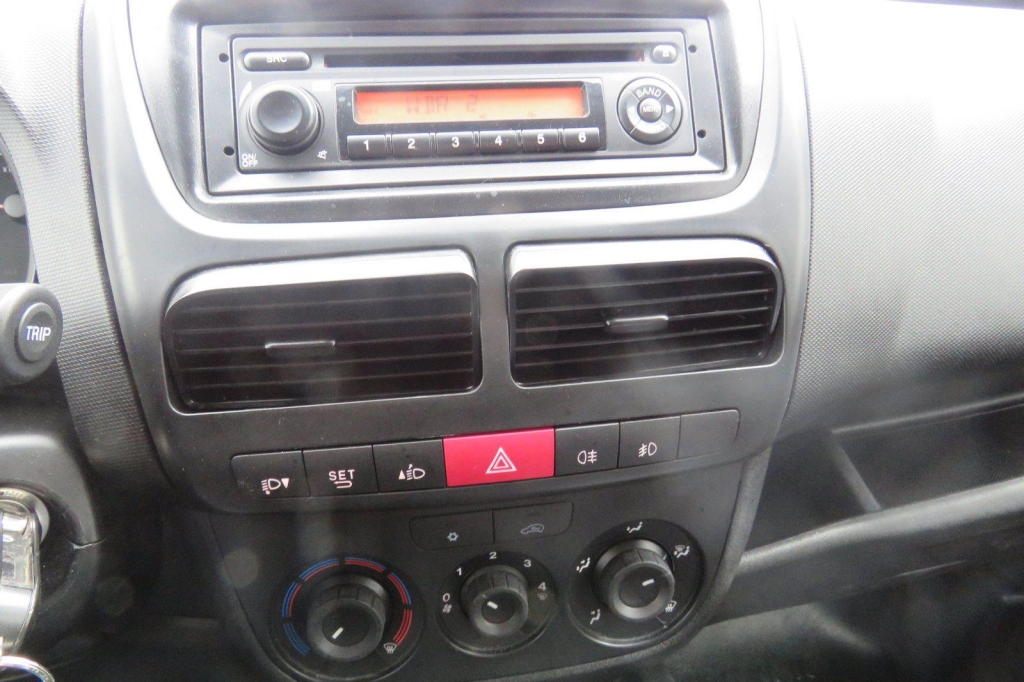 Opel Combo 2018 photo 4