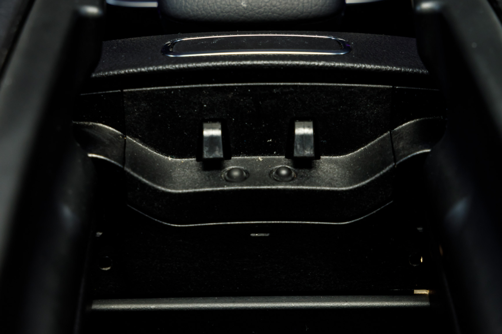 Mercedes-Benz GLB-Class 250 2020 photo 36