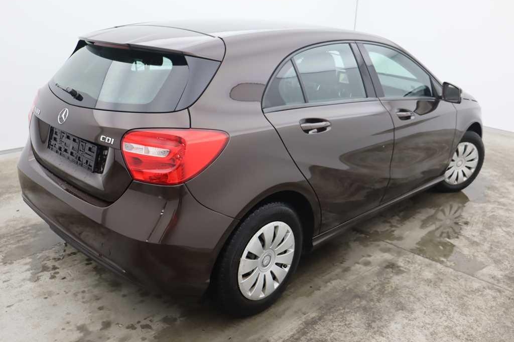 Mercedes-Benz A-Klasse 2015 photo 4