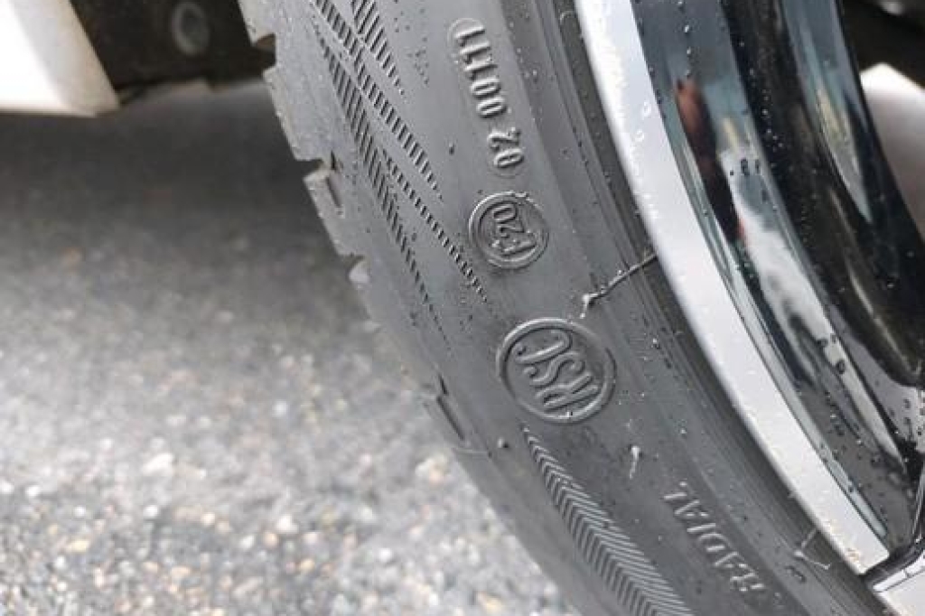 BMW 1er 2018 photo 19