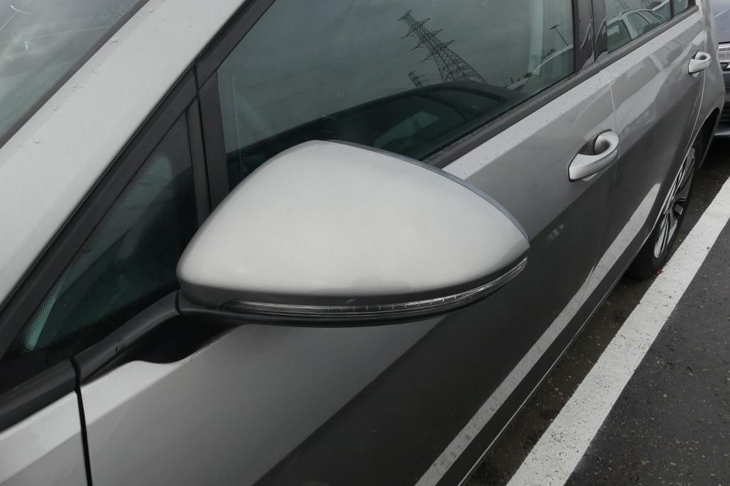 Volkswagen e-Golf 2018 фото 22