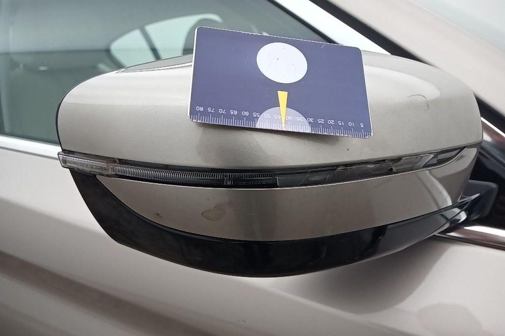 BMW 5 Series 2017 фото 11