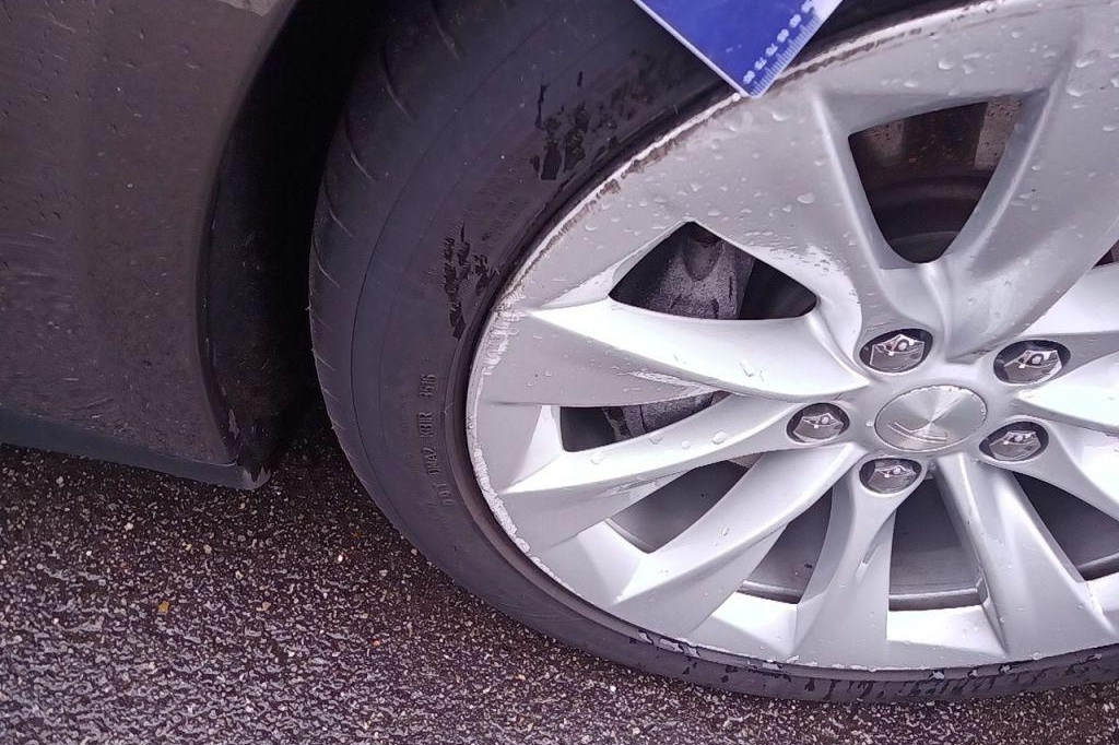 Tesla Model S 2016 photo 20