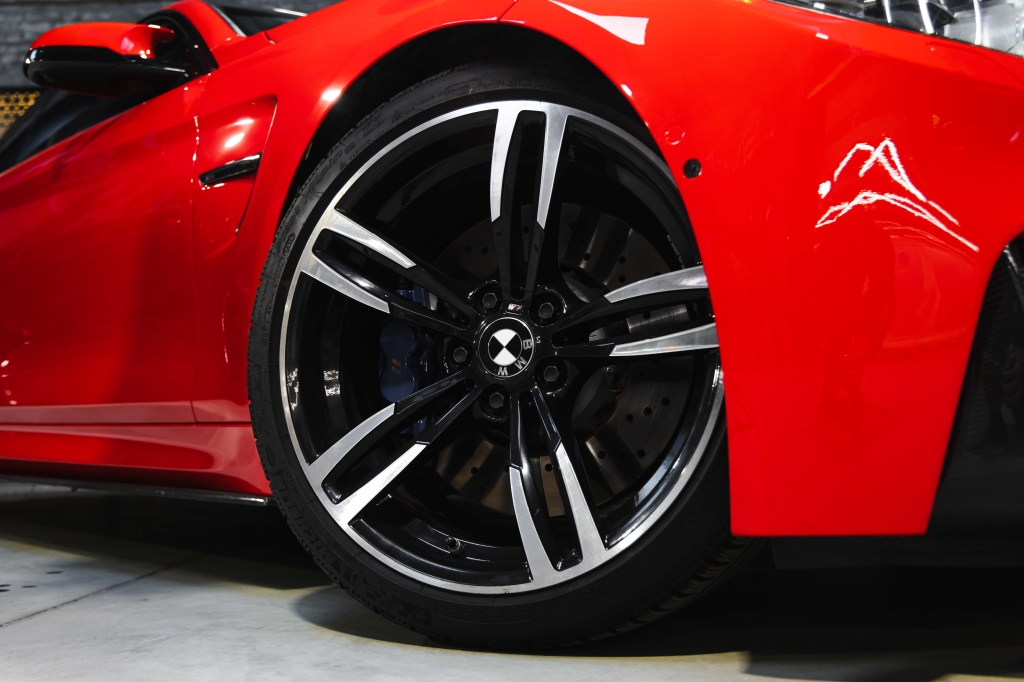 BMW M4 2015 фото BMW M4 2015 фото 13