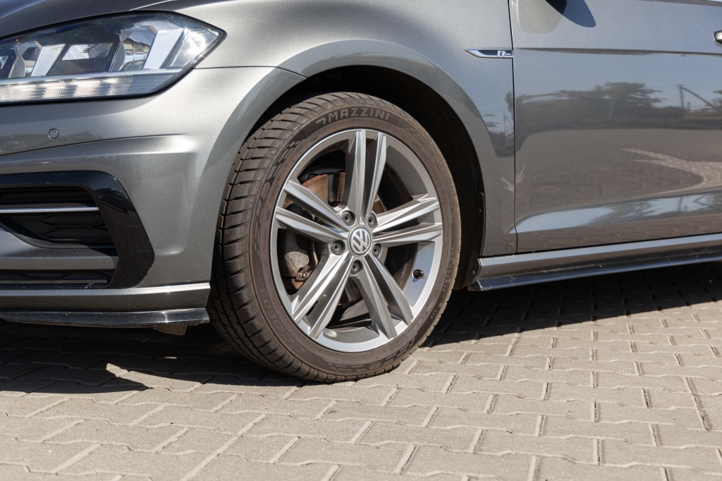 Volkswagen Golf VII R-Line 2017 photo 1