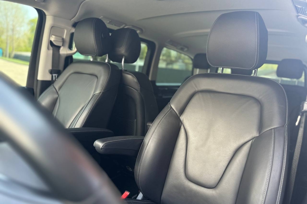 Mercedes-Benz V-Class  220d Long AT 2020 фото 11