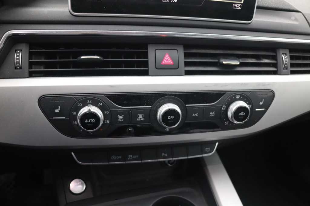 Audi A4 2016 photo 9