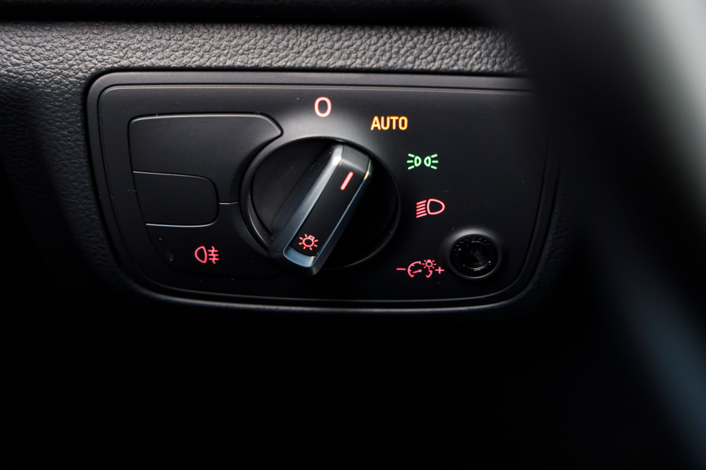 Audi A6 Quattro Premium 2012 photo 16