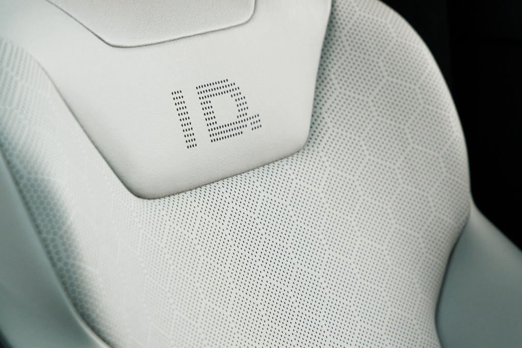 Volkswagen ID.4 1ST Edition 2021 photo 19