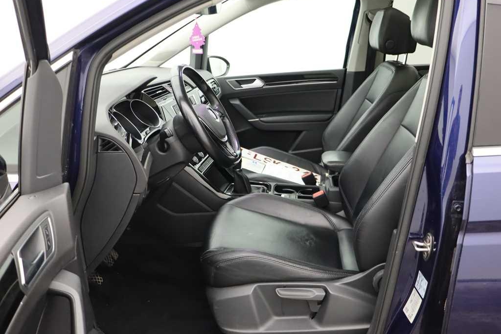 Volkswagen Touran 2015 фото 4