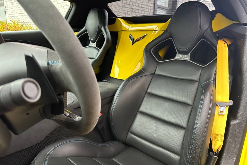 Chevrolet Corvette Z06 2018 фото 16