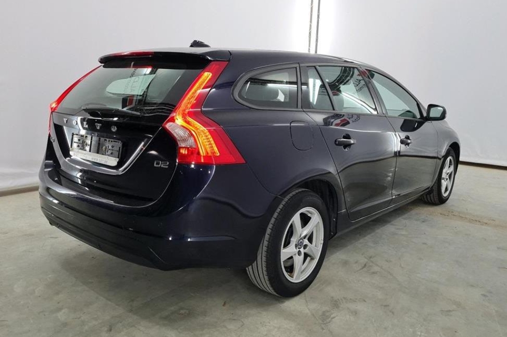 Volvo V60 2016 photo 5