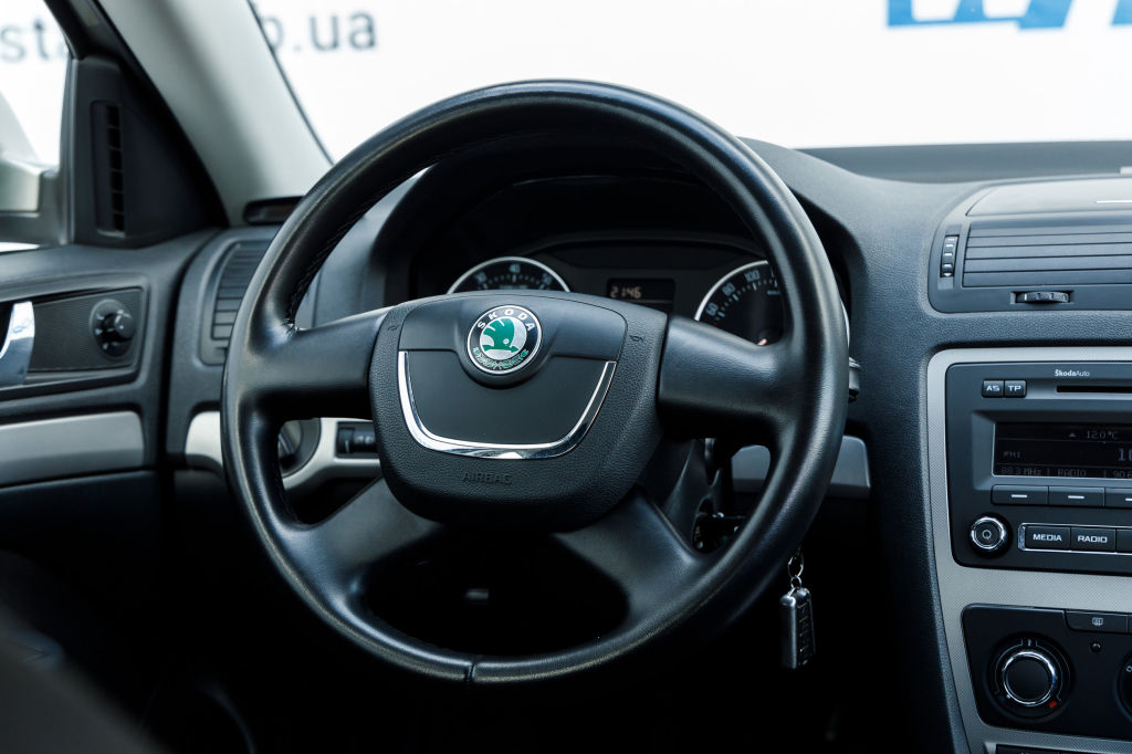 Skoda Octavia A5 Elegance 2012 фото 19